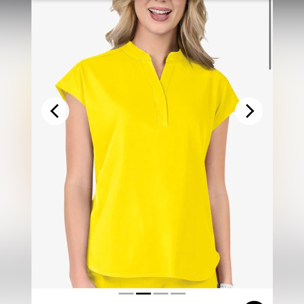 ZAVATE AVA THERESE PIPER WOMENS 3-POCKET STRETCH DOLMAN BLAZING YELLOW SCRUB TOP